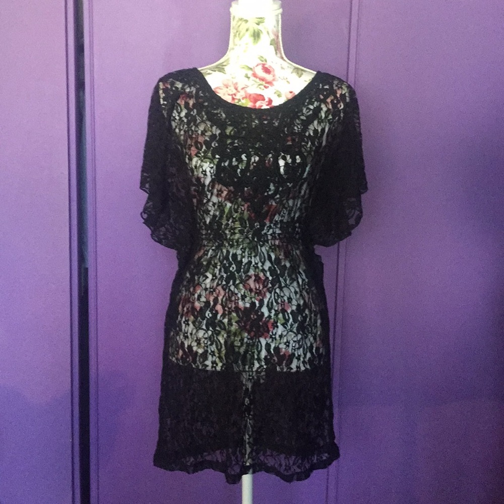 Black lace Windsor blouse